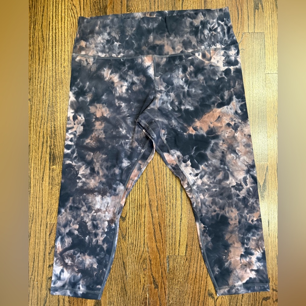 lululemon athletica Black and Brown Tie-Dye Leggings